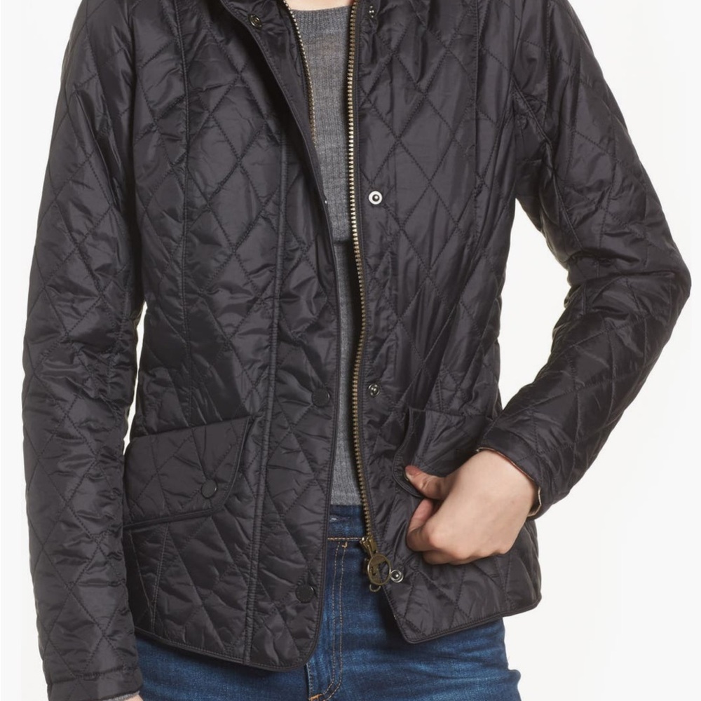Barbour size 2 Women's Quilted Black Jacket
